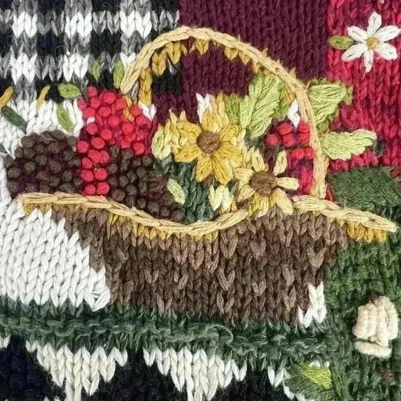 Tiara International Embroidered Button Sweater Vest Floral Rooster Country Large - Picture 15 of 16